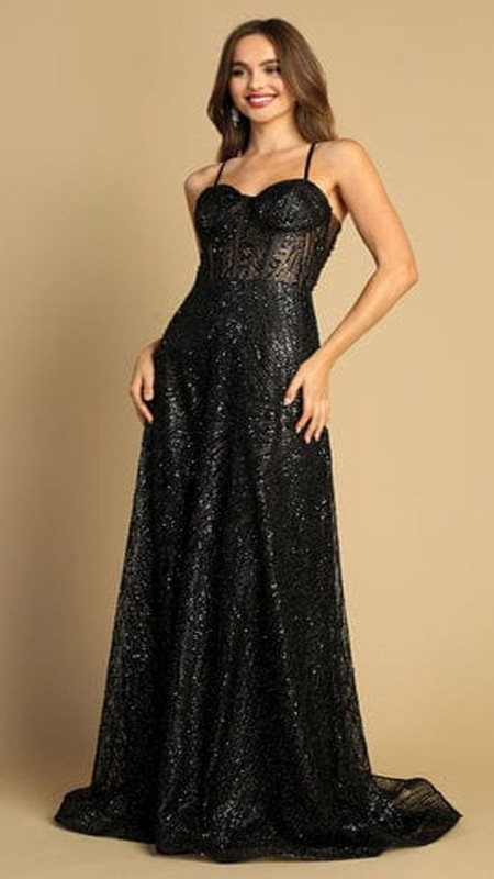 VESTIDO NEGRO CON BRILLO Y VARILLAS