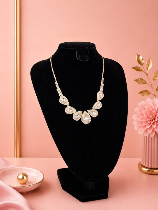 VENTA DE COLLAR DORADO CON GOTAS DE DIAMANTES
