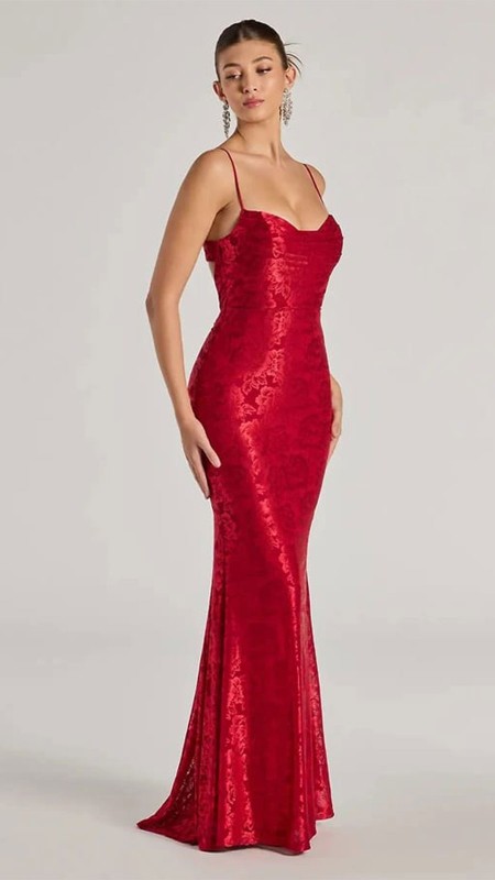 VESTIDO ROJO CON ESTAMPADO