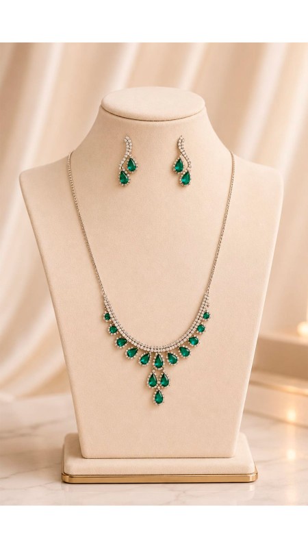 JUEGO DE AROS MAS COLLAR COLOR VERDE OSCURO