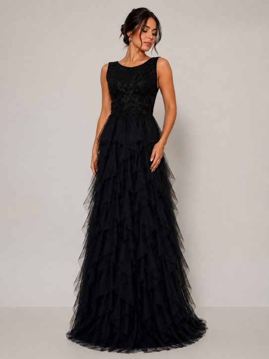 VESTIDO NEGRO CON ENCAJES