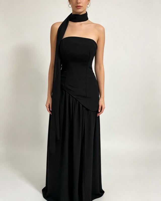 VESTIDO NEGRO CON CORSET  Y SU CHALL