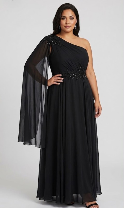 VESTIDO NEGRO CON UNA MANGA CON ENCAJE