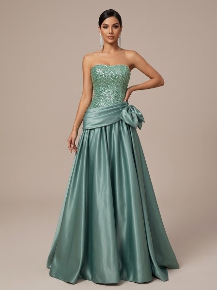 VESTIDO VERDE STRAPLES BRILLO ARRIBA Y FALDA SATINADA