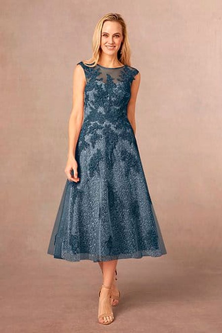 VESTIDO AZUL BRILLOSO Y ENCAJE