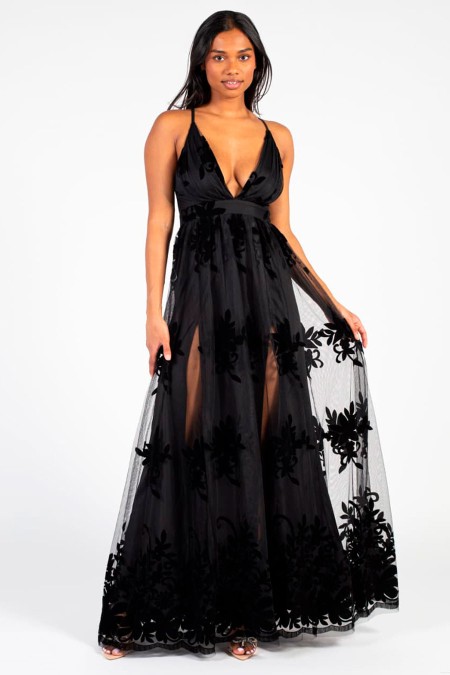 VESTIDO NEGRO CON TULL FLOREADO