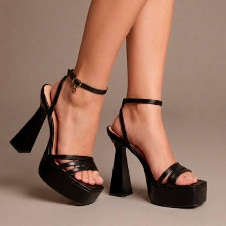 TALLA 36 COLOR NEGRO