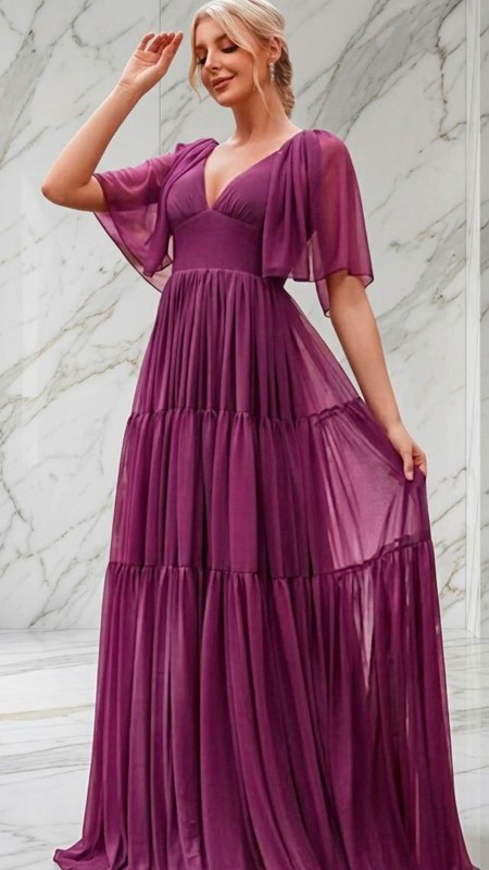 VESTIDO MAGENTA OSCURO CON MANGAS