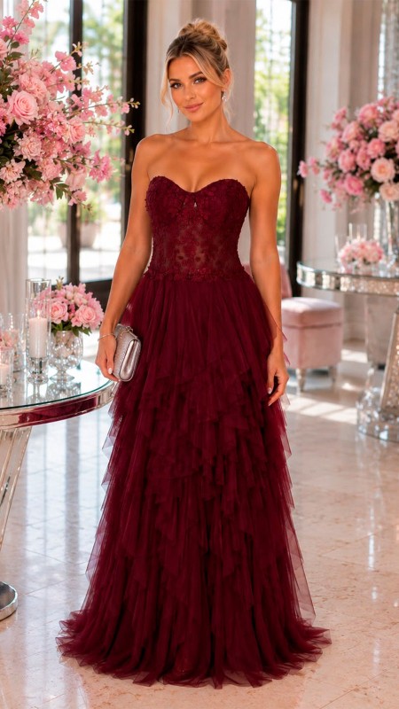 VESTIDO GUINDO STRAPLESS POMPOSO