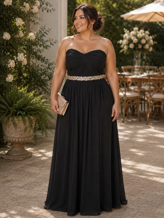 VESTIDO NEGRO STRAPLESS CON PLIEGUES